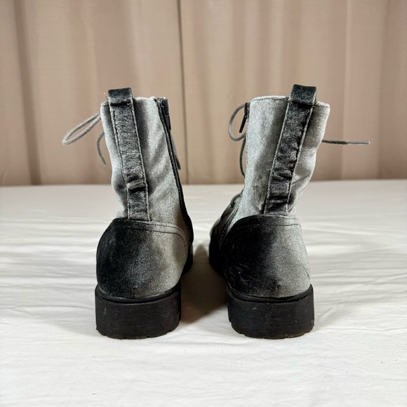 mySTYLE | Velvet Lace-Up Boots | 8 - Picture 3 of 9